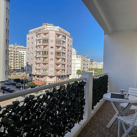 Appartement Acacia 2 Chambres Au Centre Ville Tangeri Esterno foto