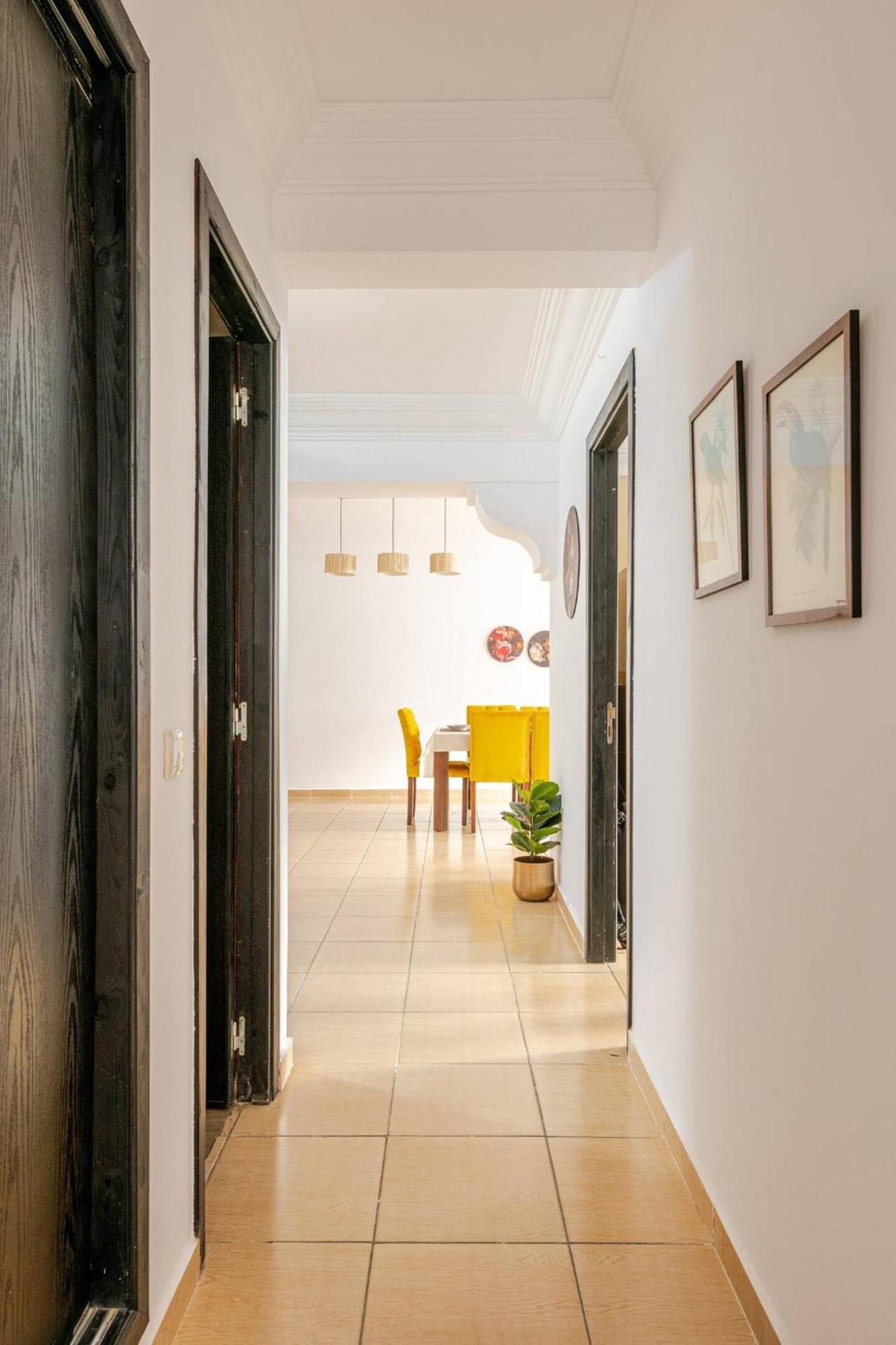 Appartement Acacia 2 Chambres Au Centre Ville Tangeri Esterno foto